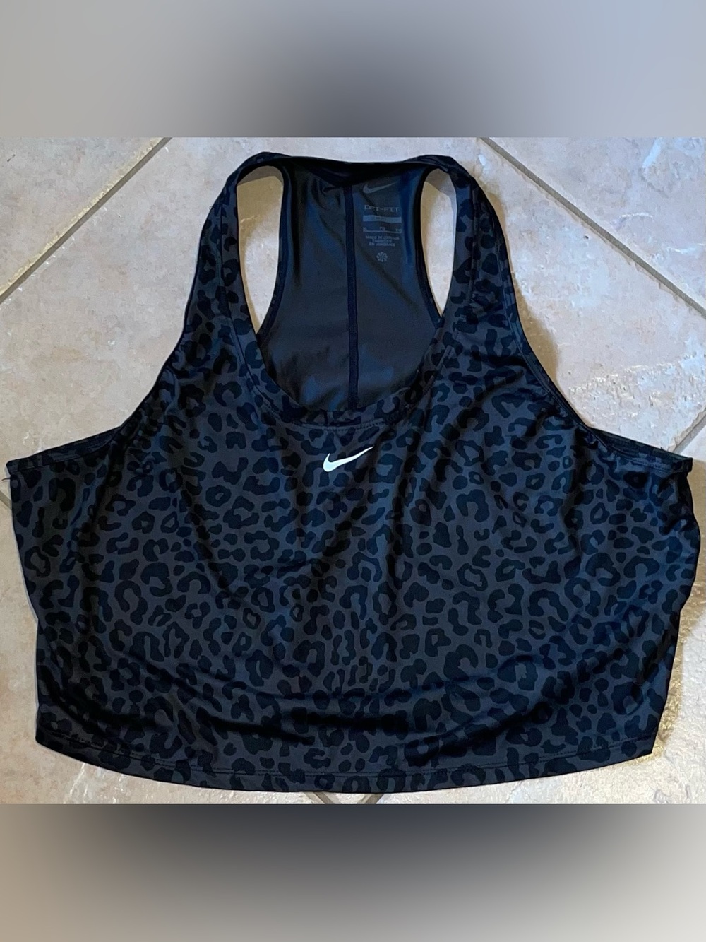 Nike Women’s Sleeveless Crop Tank Top Muscle Tee Shirt Leopard XL
